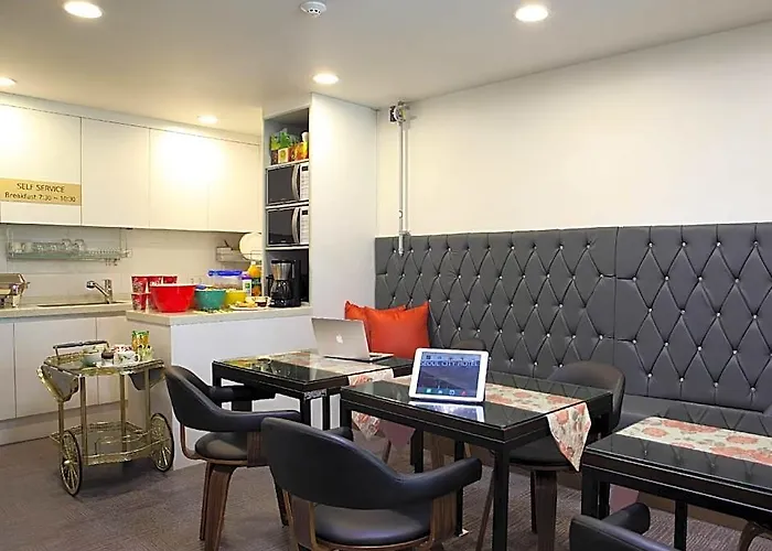 Seoul City Hotel 2*